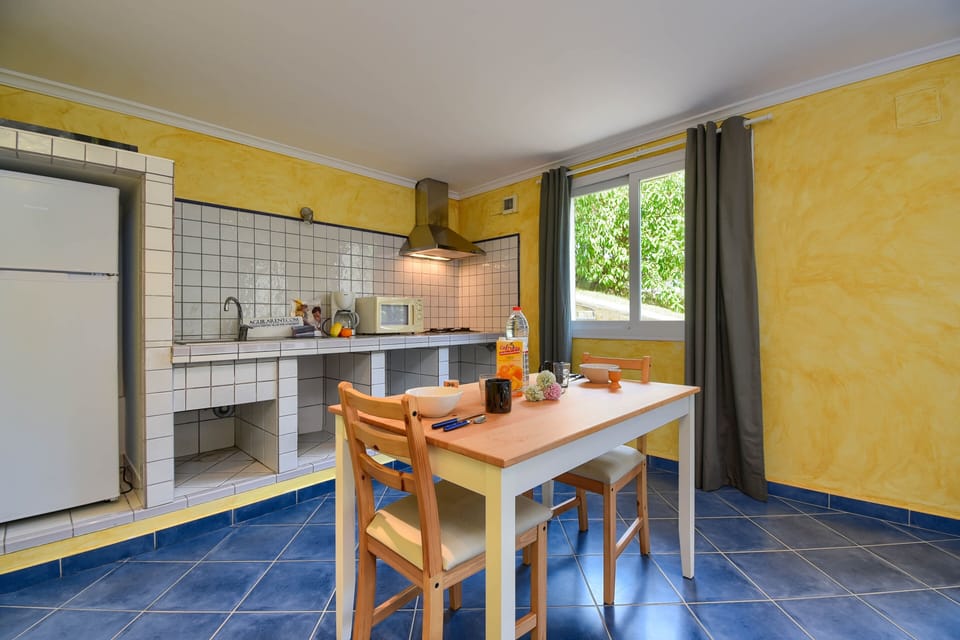 Kitchen-dining room