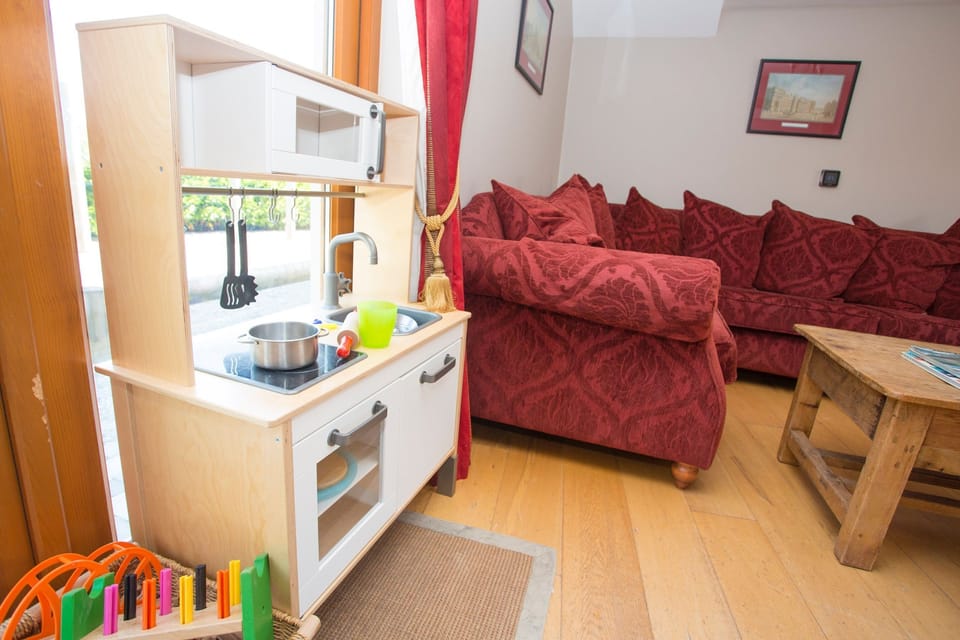 The Den at Decoy Country Cottages