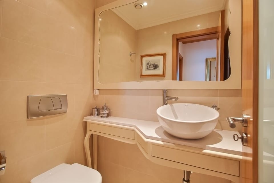 23. Haven in Lisbon. Bathroom 1. Half Bath. Luxury Details.