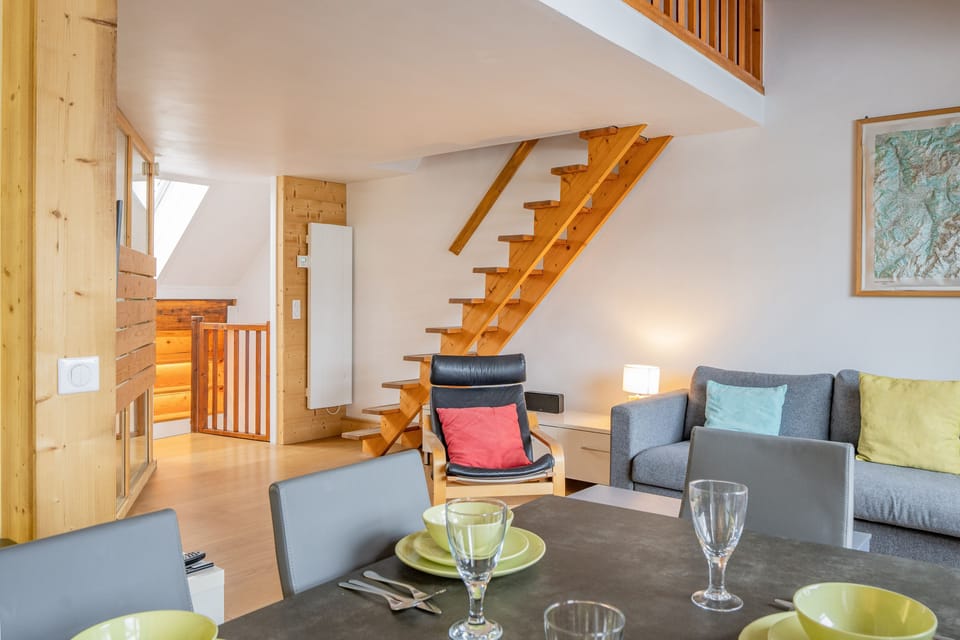 dinning table