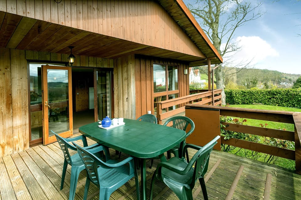 Holly veranda