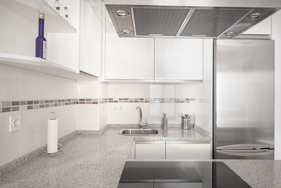 Enjoy the kitchen of this apartment in Fuengirola