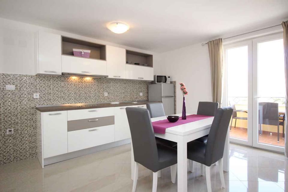 living/bedroom