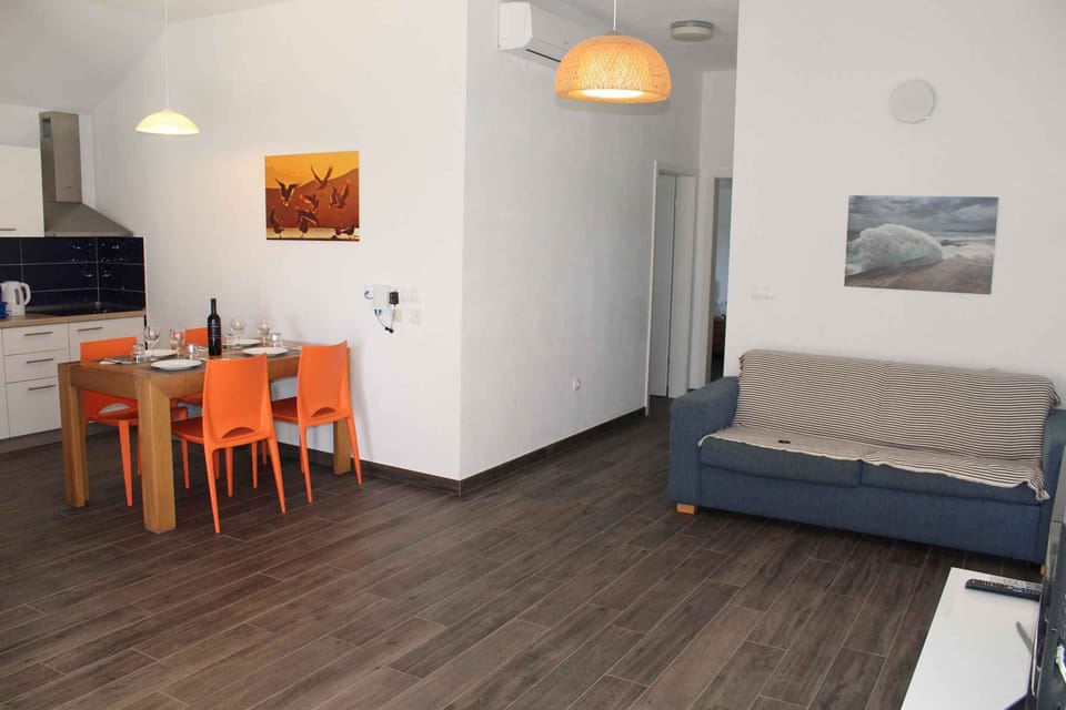 living/bedroom