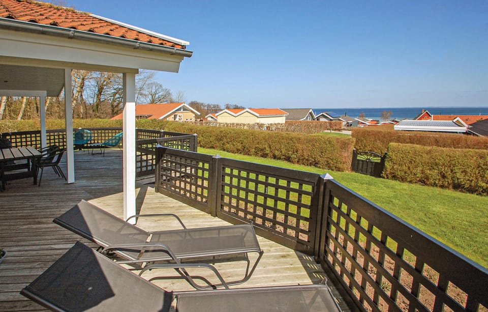 balcony-terrace