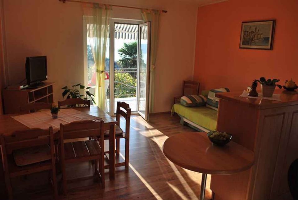 kitchen in the livingroom
