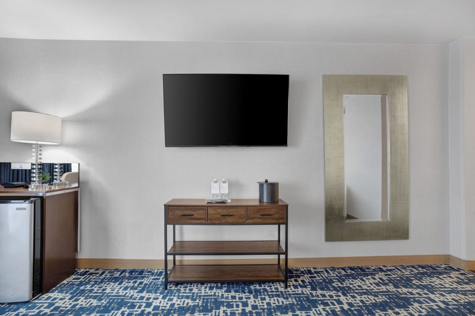 Premium bedding, pillowtop beds, desk, laptop workspace