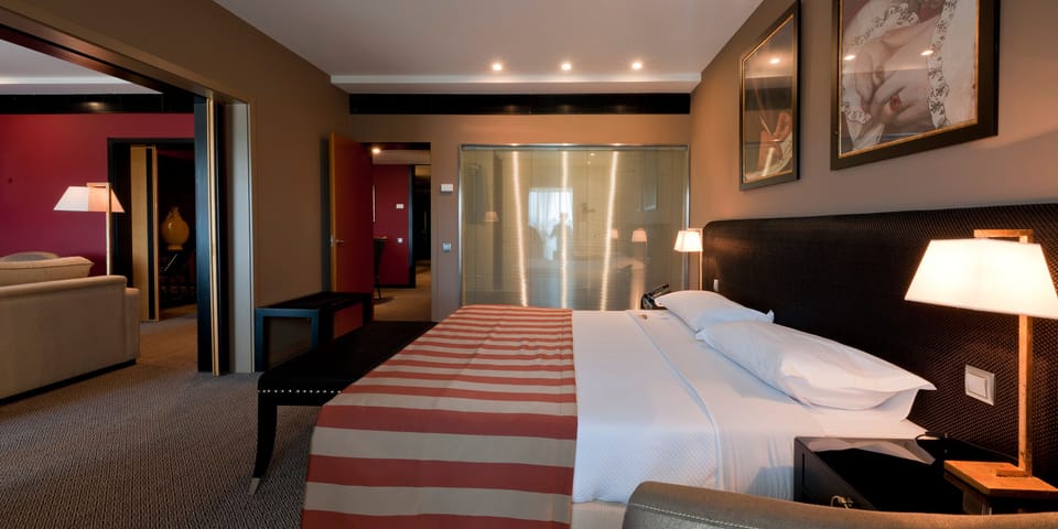 Minibar, in-room safe, individually decorated, desk