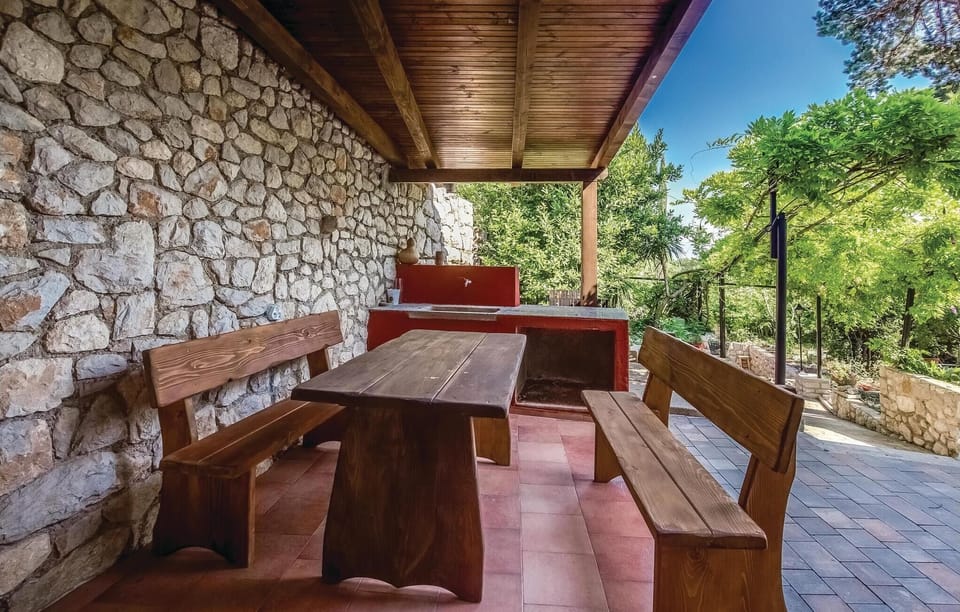balcony-terrace
