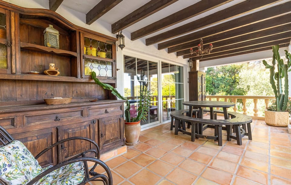 balcony-terrace