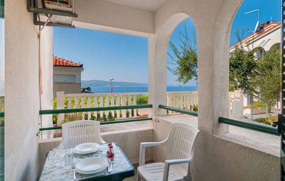 balcony-terrace