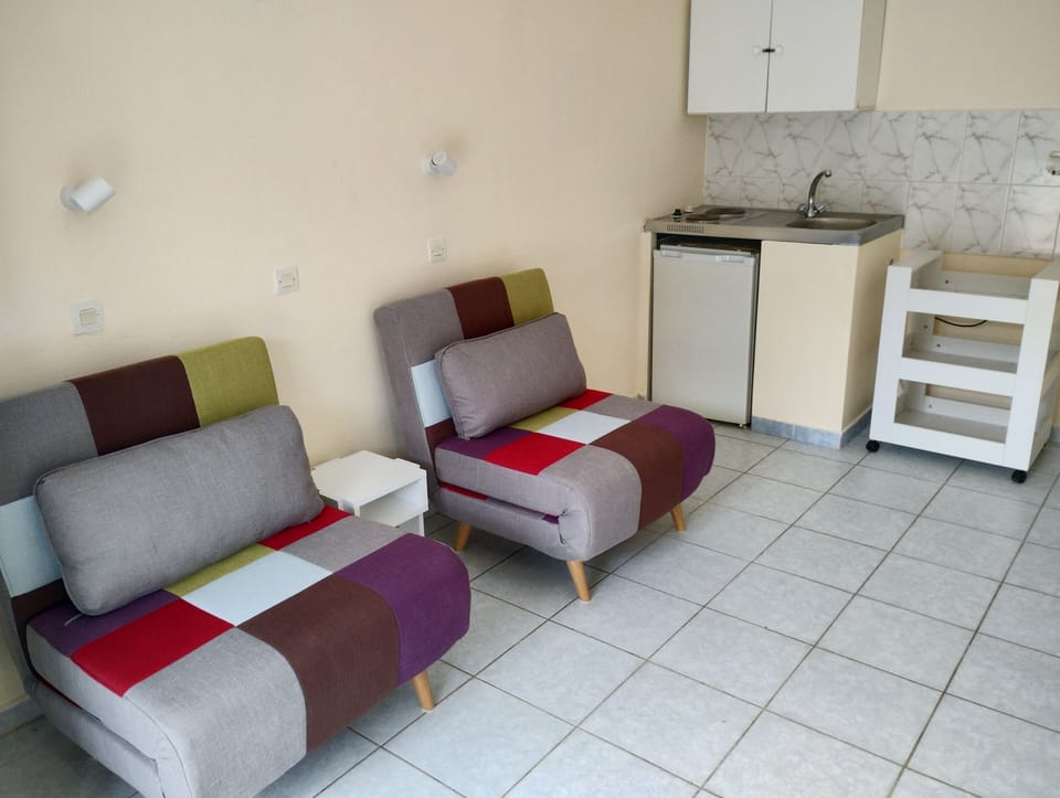 Basic Apartment, 2 Bedrooms, Ground Floor (Semi-Basement) | Free WiFi, bed sheets