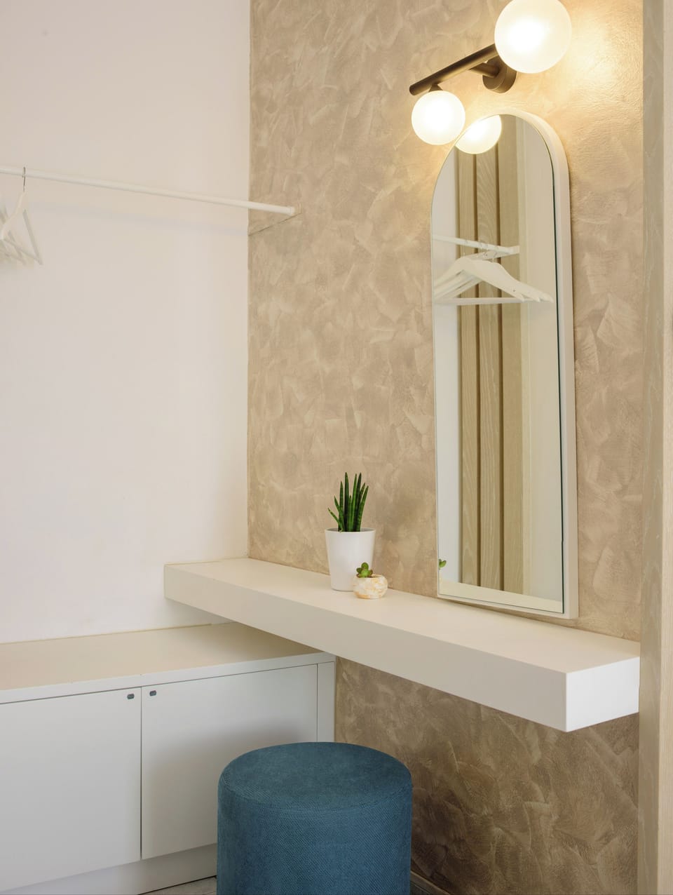 Superior Triple Room, Garden View | Soundproofing, iron/ironing board, free WiFi, bed sheets