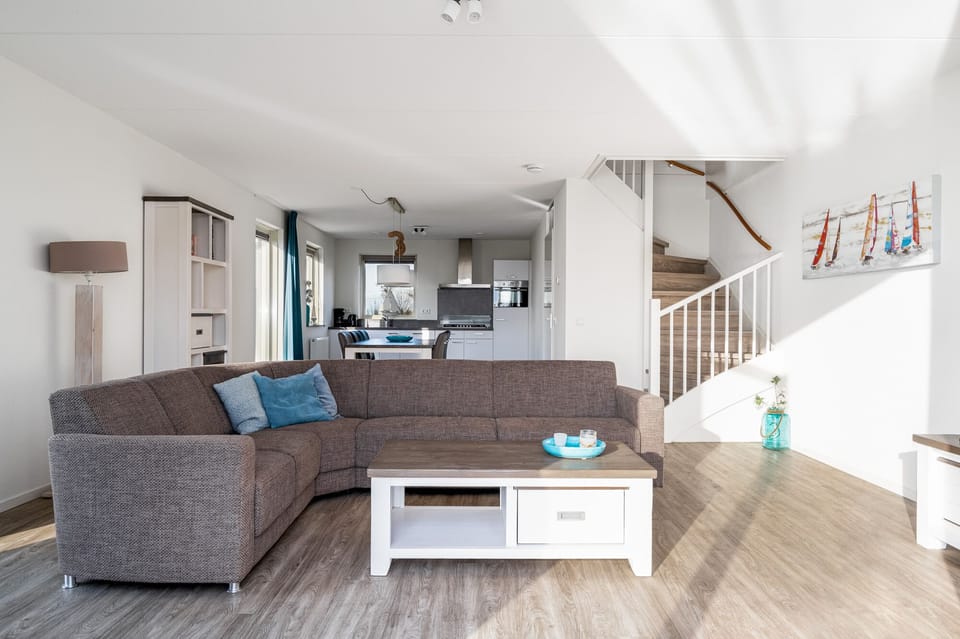 House, 3 Bedrooms (Sneekermeer 6) | Living area | Flat-screen TV