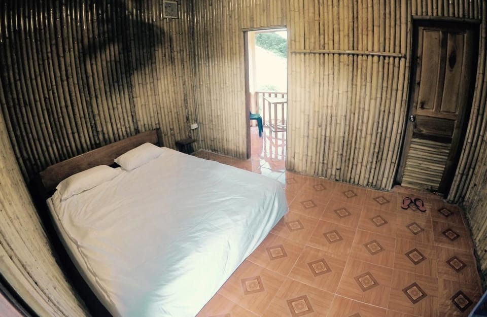 Panoramic Bungalow with Balcony and Hill View | In-room safe, free WiFi