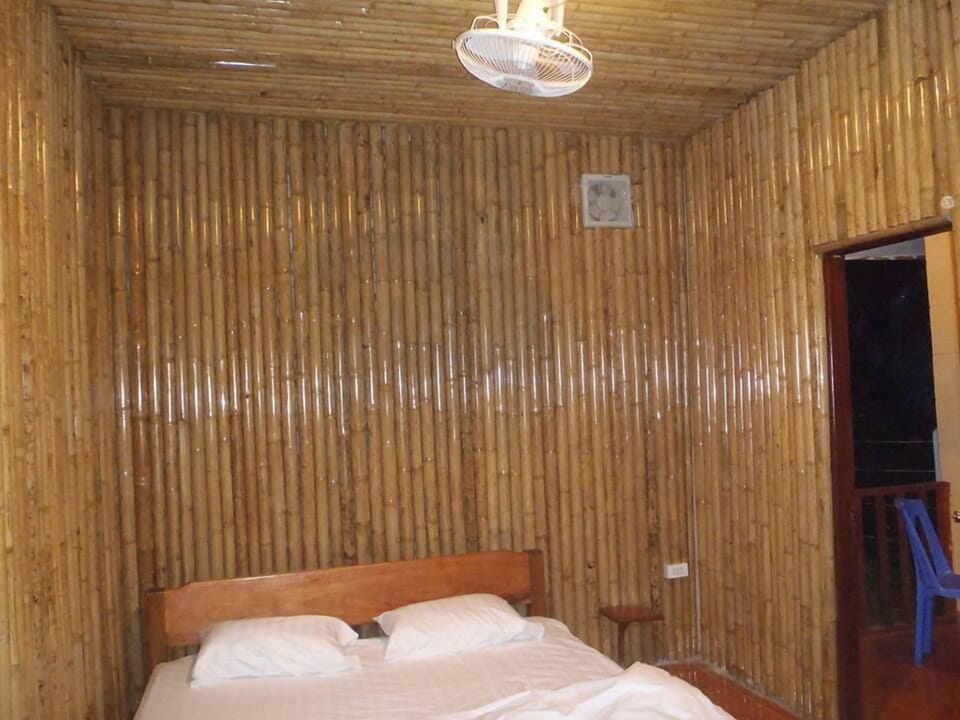 Panoramic Bungalow with Balcony and Hill View | In-room safe, free WiFi