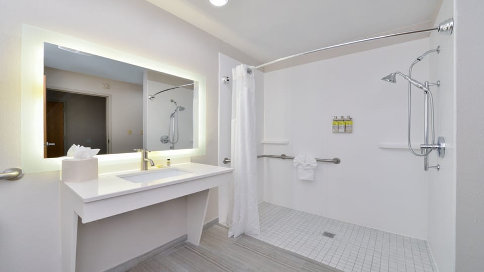 Free toiletries, hair dryer, towels
