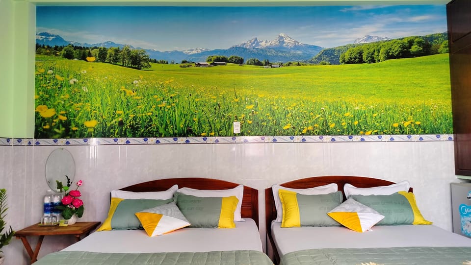 Quadruple Room | Minibar, desk, iron/ironing board, rollaway beds