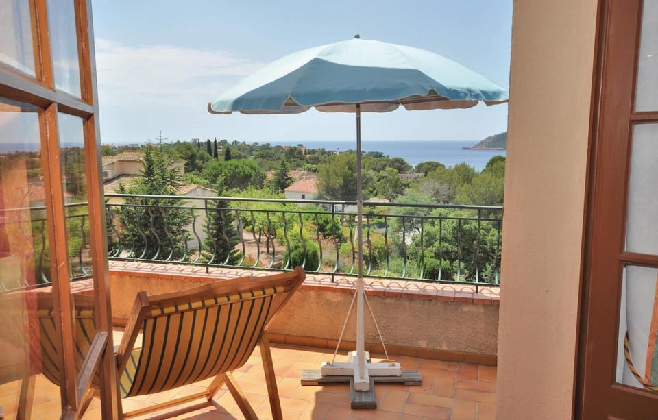 balcony-terrace