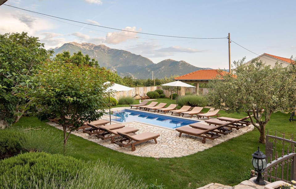 pool
