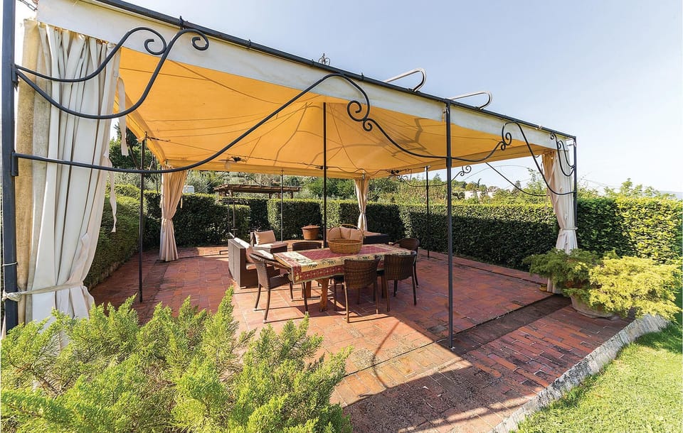 balcony-terrace