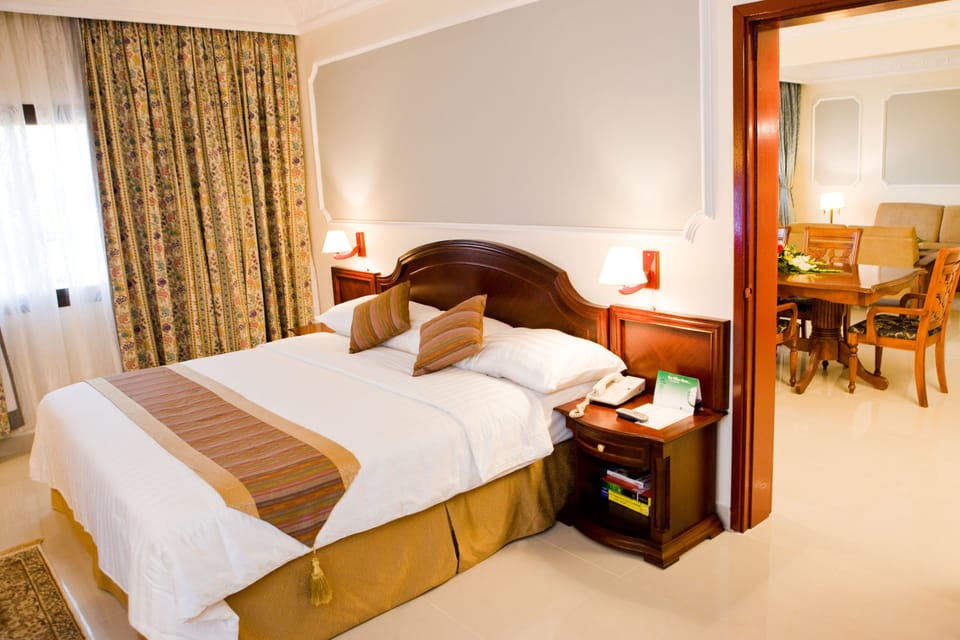 Hypo-allergenic bedding available, minibar, in-room safe, desk