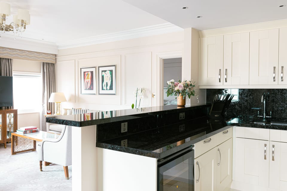 Club Residence Suite | Private kitchen | Espresso maker