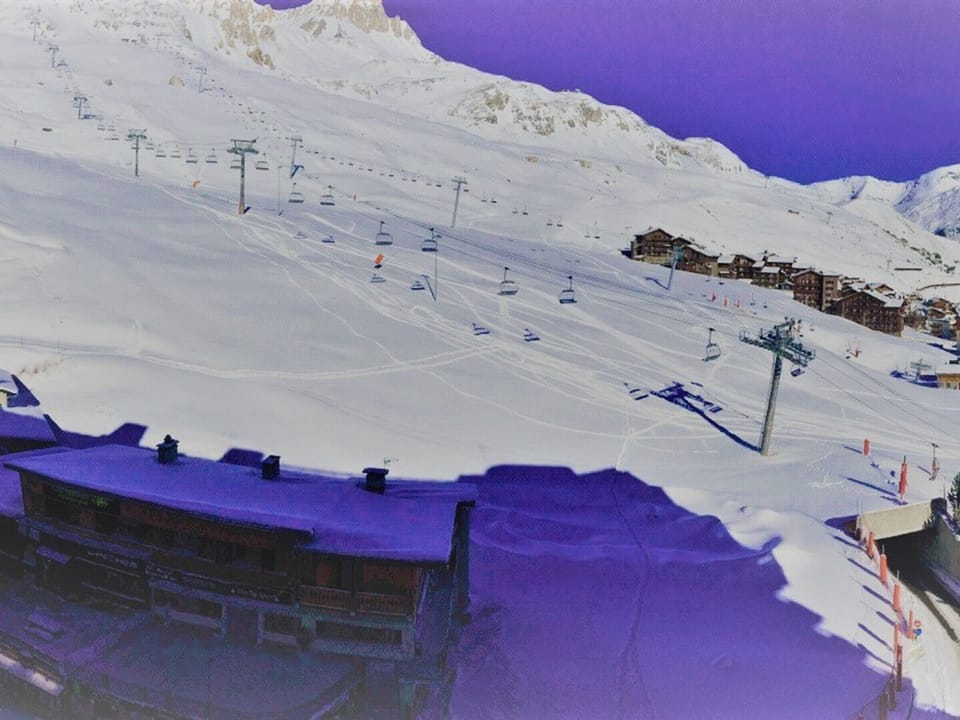 Snow and ski sports