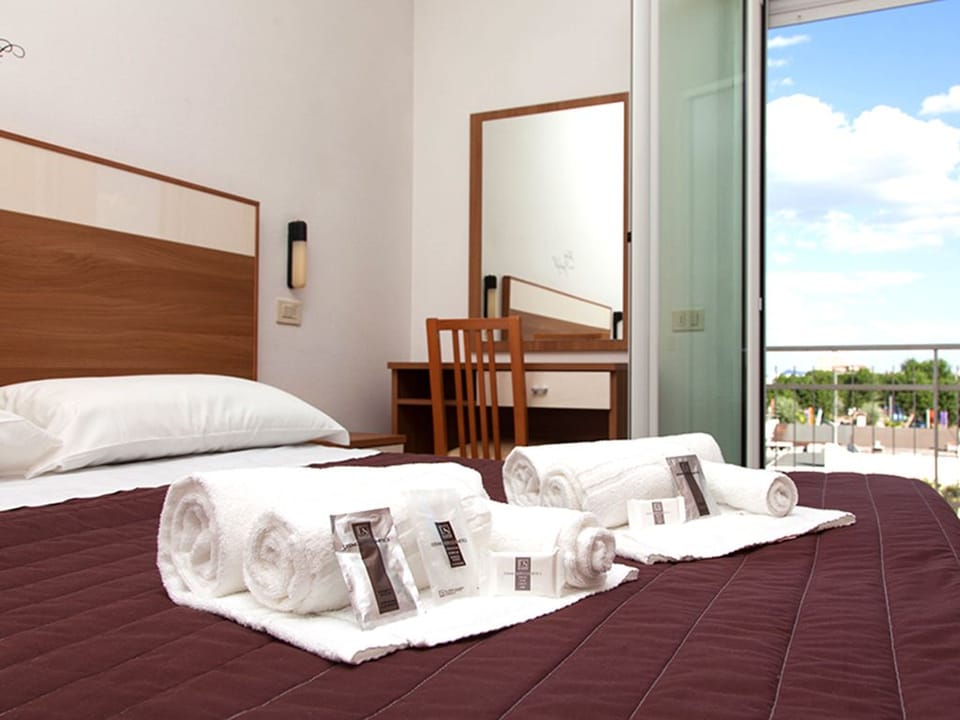 In-room safe, desk, cribs/infant beds, rollaway beds