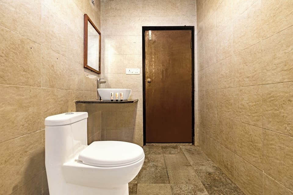 Regular AC Tent | Bathroom | Shower, towels
