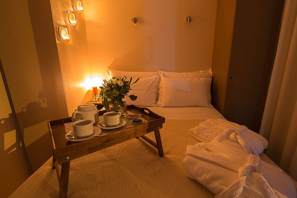 Romantic Double Room | Hypo-allergenic bedding, down comforters, minibar, in-room safe