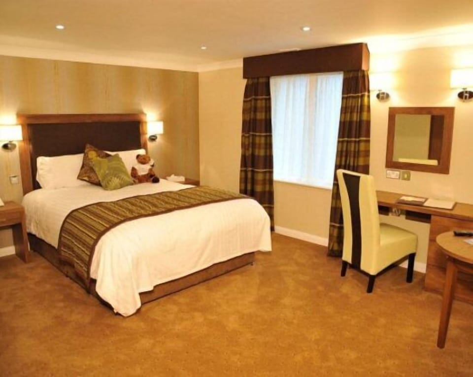 Deluxe Duplex | In-room safe, iron/ironing board, rollaway beds, free WiFi