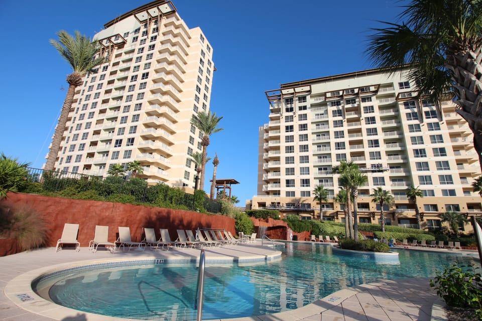 Resort style pool