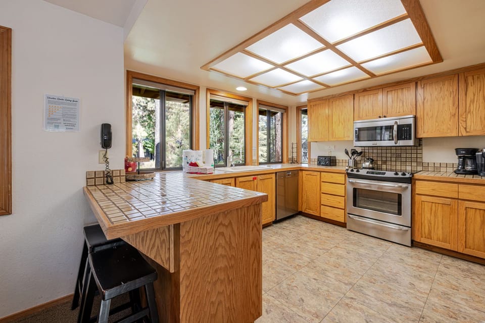 Kitchen - Main Level