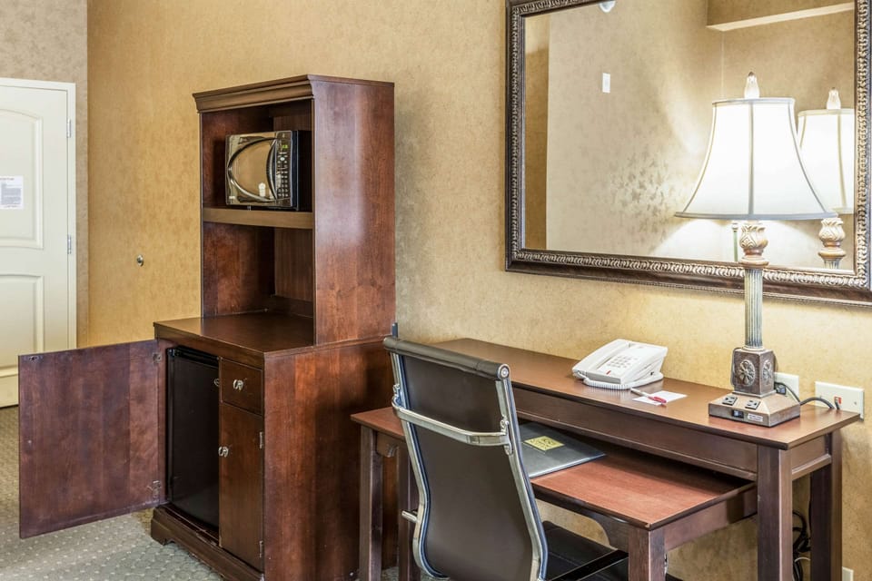 Desk, soundproofing, iron/ironing board, rollaway beds