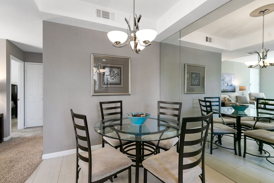 K0165 - Dining Table