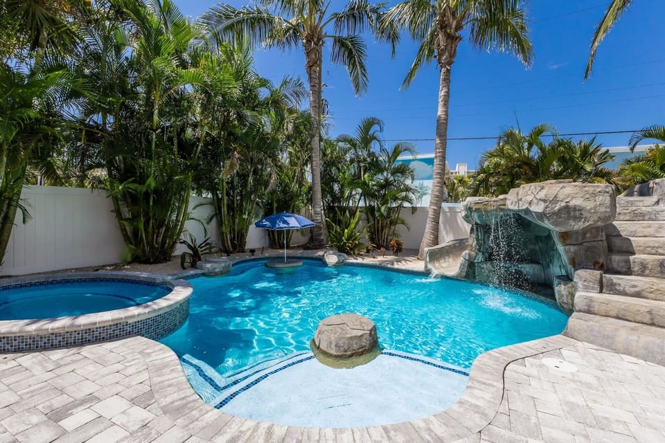 Island House by Siesta Key Luxury Rental