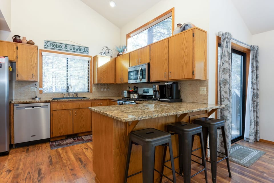 Kitchen - Main Level
