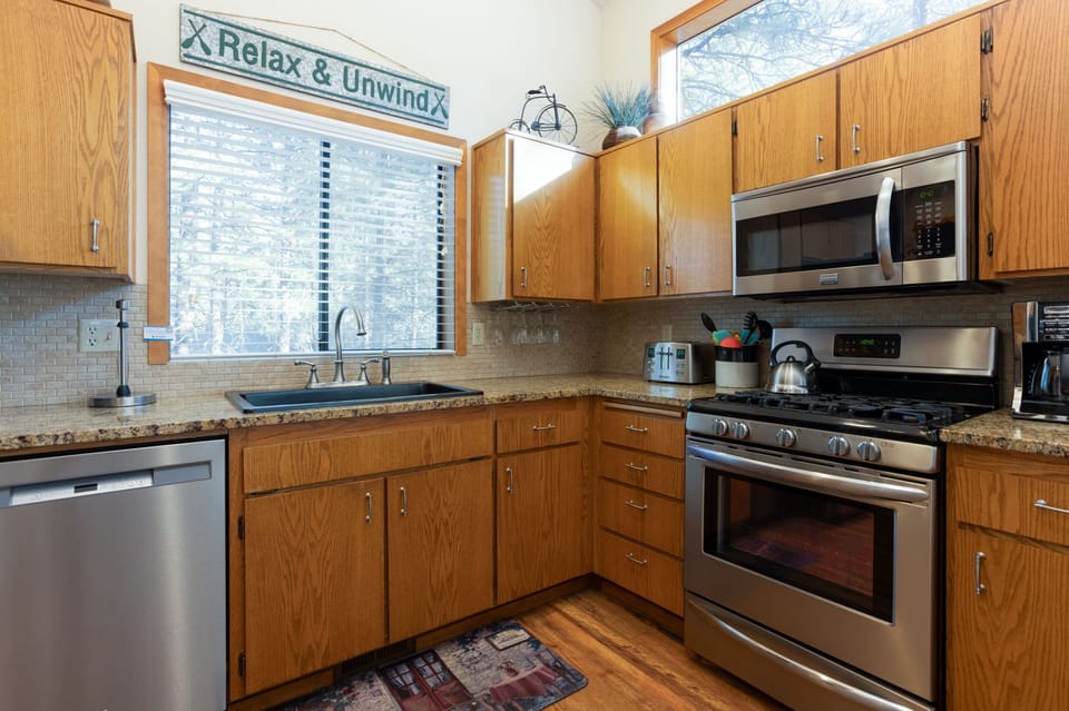 Kitchen - Main Level