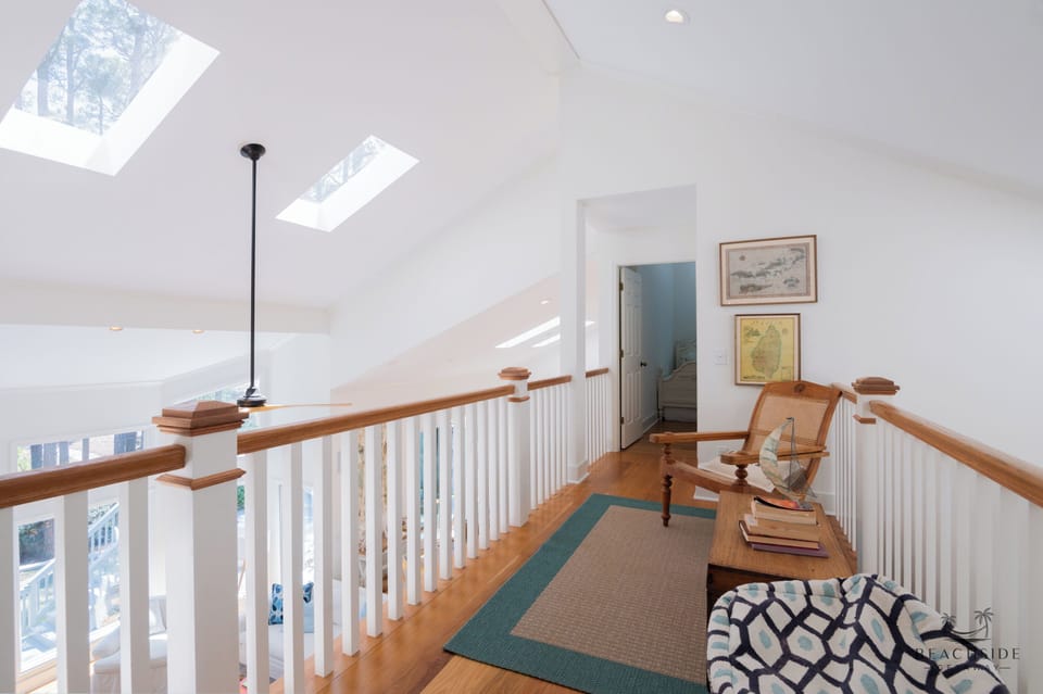 2nd Floor Hallway Connecting Bedrooms