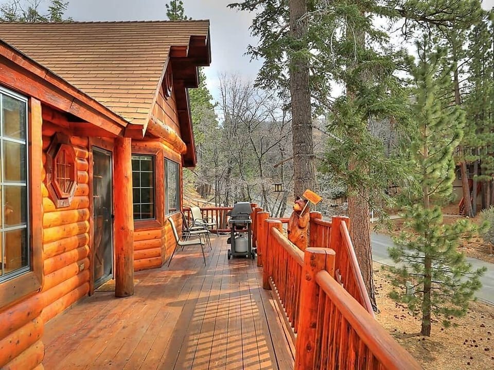 Plenty of deck space make this home an ideal place to relax, entertain or to simply enjoy this beautiful cabin home here in Big Bear.