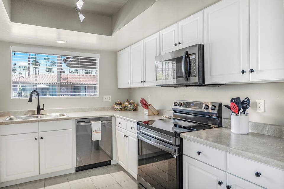 Kitchen View of Appliances