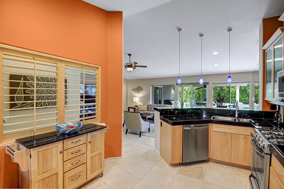 KITCHEN REVERSE 2 rs.jpg