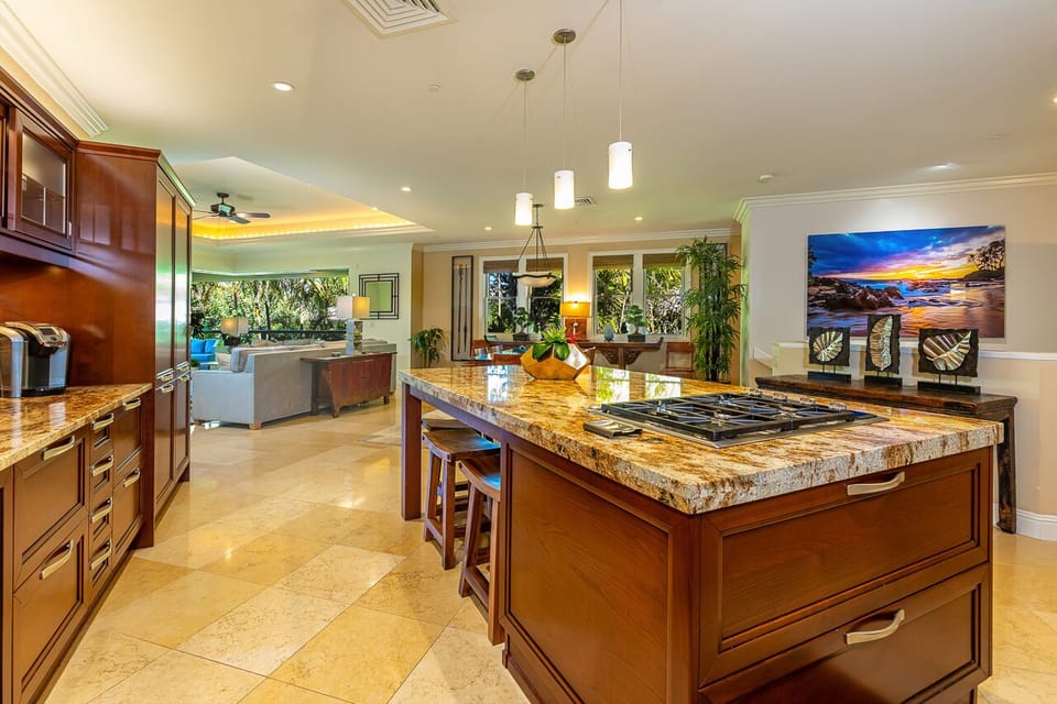 Open living space to enjoy family and friends!