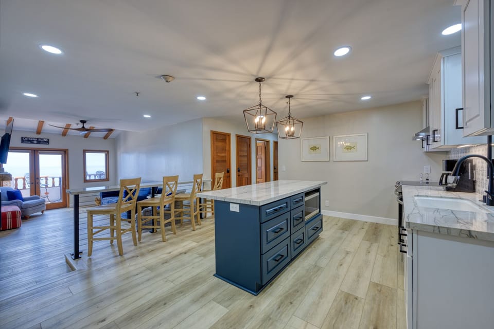 Kitchen to Living Room