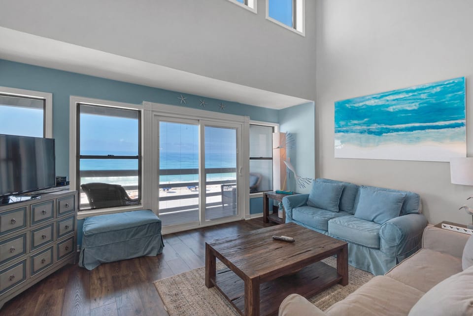 Enjoy the sights & sounds of the gulf from indoors & outdoors