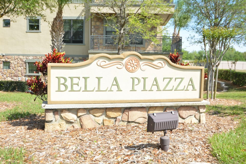 Entrance sign
