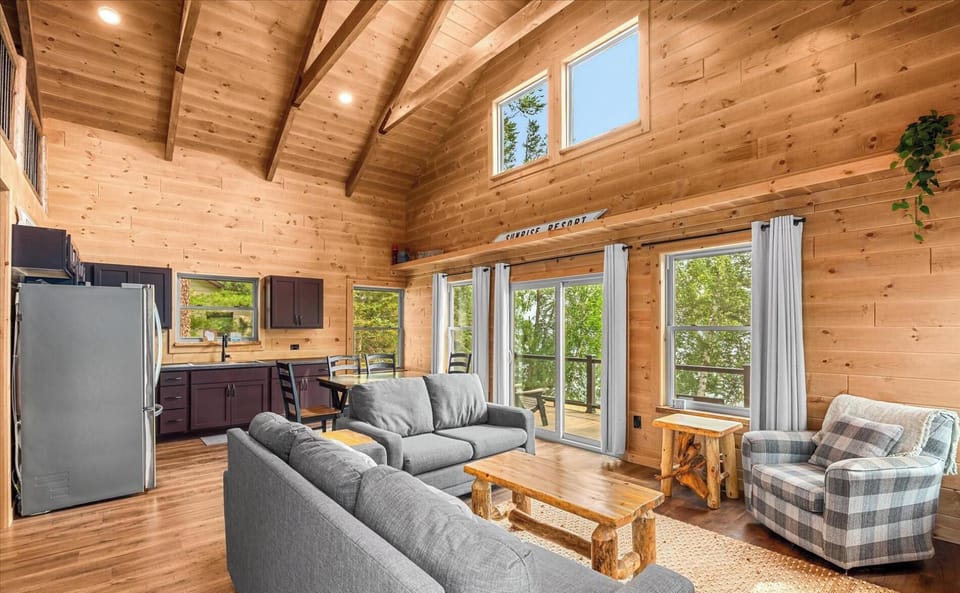 Lakefront Cabin  #1 (611)