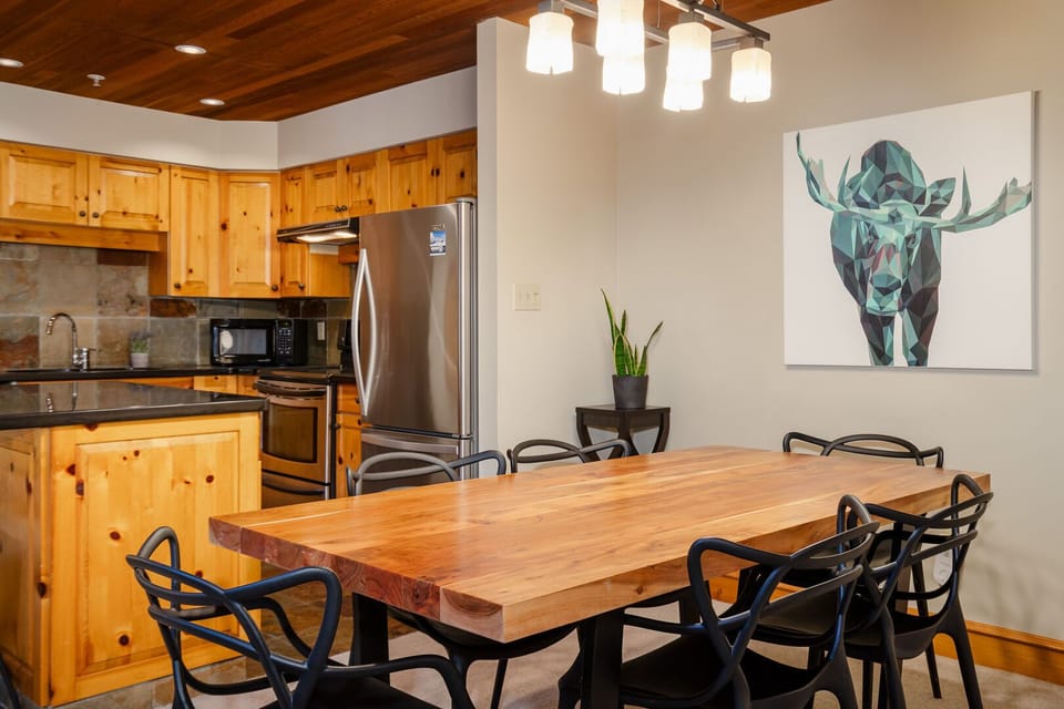 Open dining space for family meals. A place to make memories for up to six guests.