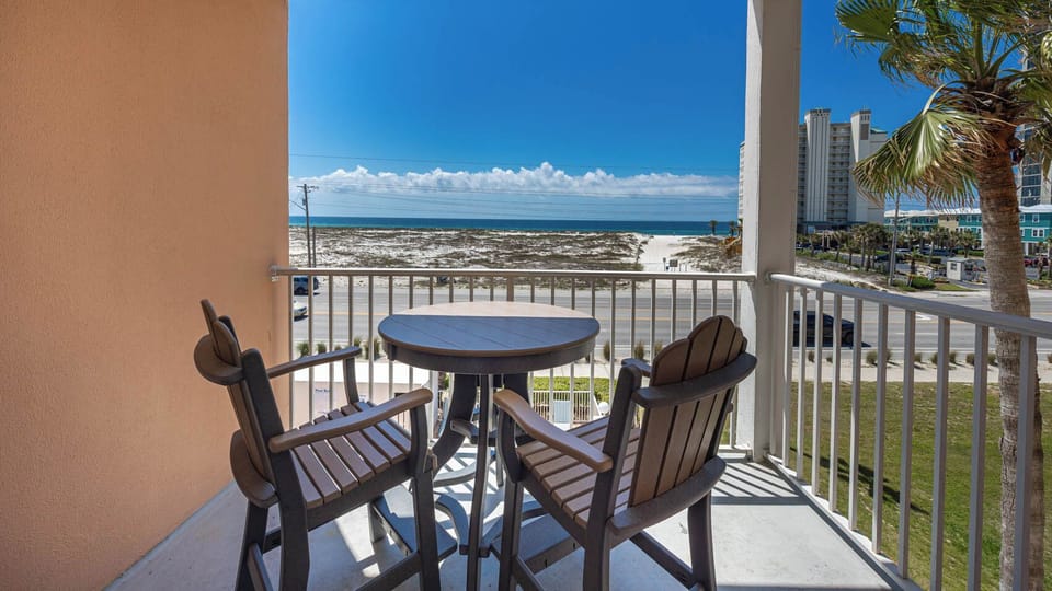 GrandBeach-308-2